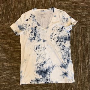 Universal Thread Shirt